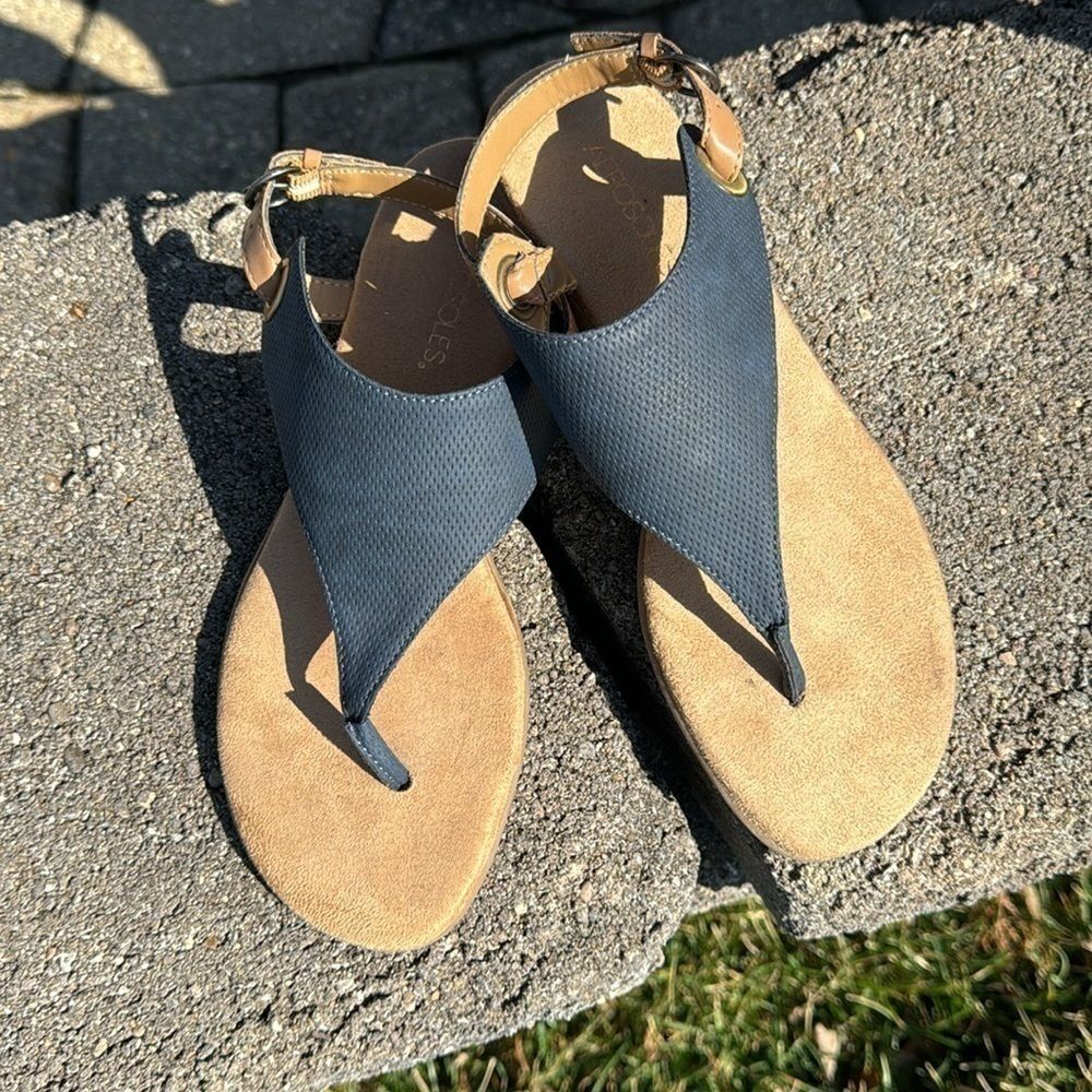 AEROSOLES~NAVY UPPER/TAN ANKLE STRAP~MEMORY FOAM FOOTBED~SOFT ROLLED TOE BAND~BR - Picture 7 of 8